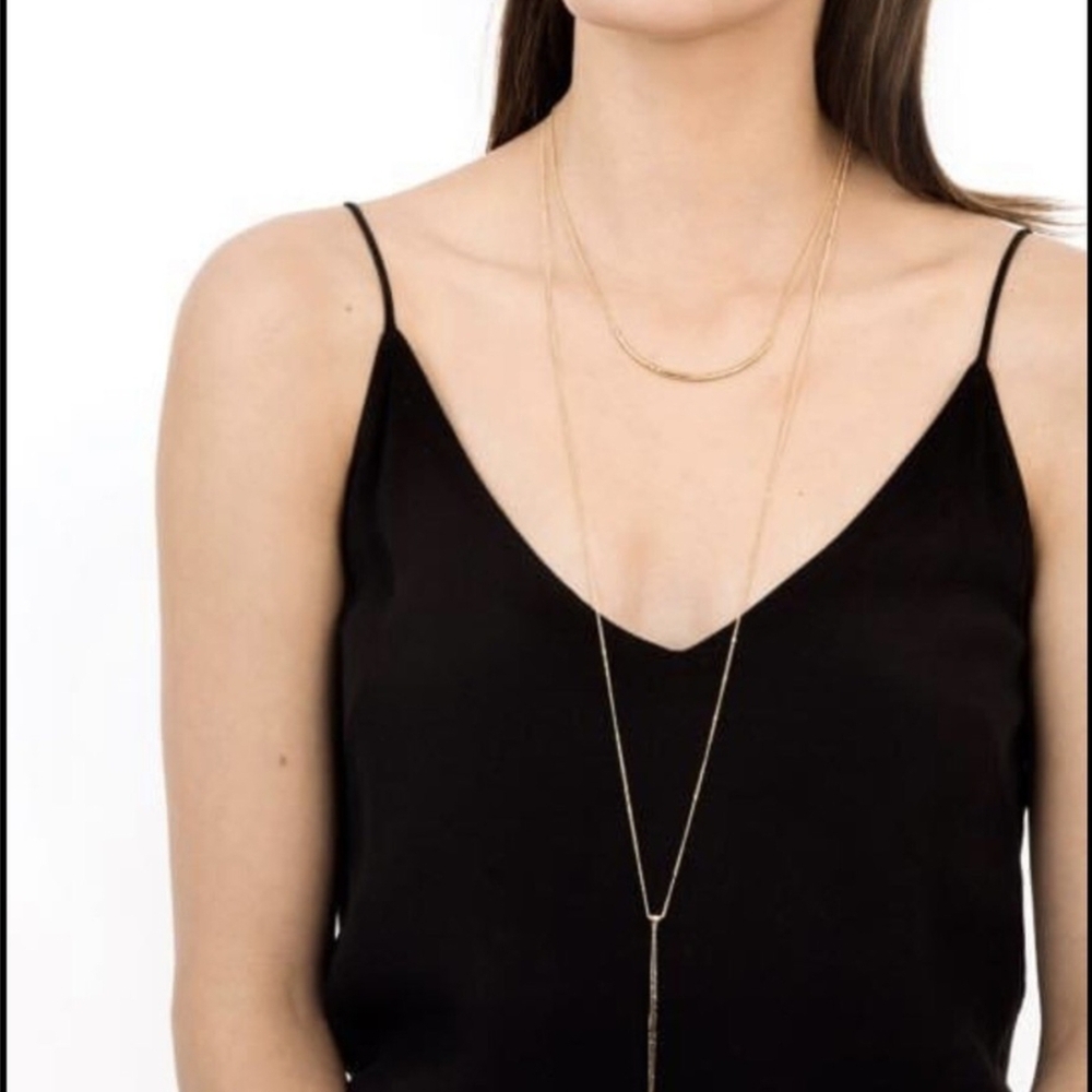 Elegant Gold Layered Necklace